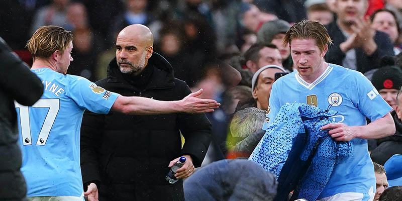 Cầu thủ Kevin De Bruyne - Tương lai bấp bênh trong lòng Man City 2 Mối quan hệ giữa cầu thủ Kevin De Bruyne và Pep Guardiola